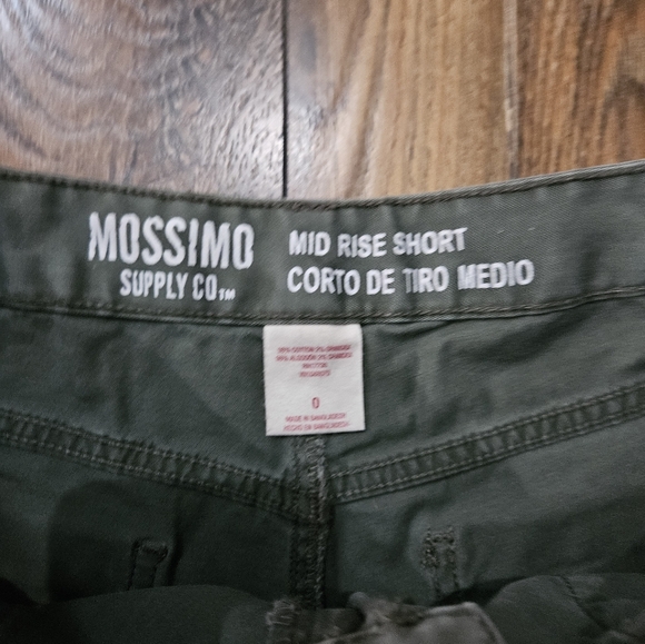 Mossimo Supply‎ Co. Army Green Shorts. Size 0. - Picture 3 of 5